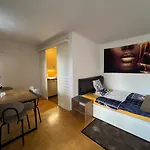 Lejlighed Warm Centrally Located And Quiet In *
