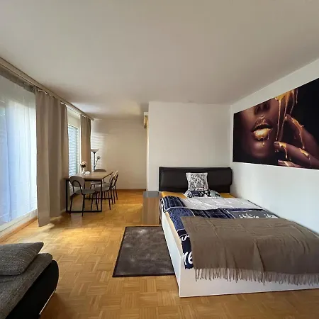 Lejlighed Warm Centrally Located And Quiet In