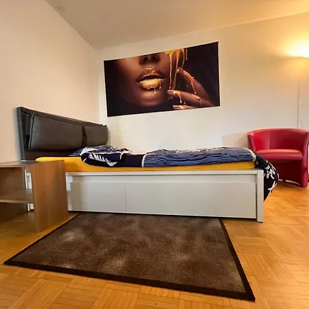 Warm Centrally Located And Quiet In Berno