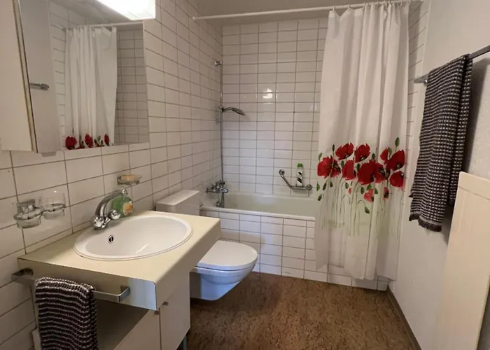 Warm Centrally Located And Quiet In * Berno