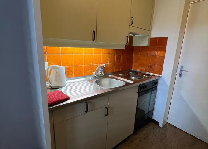 Warm Centrally Located And Quiet In Lejlighed *