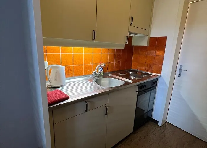 Warm Centrally Located And Quiet In 公寓